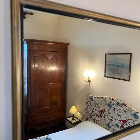 Montsegur Otel Carcassonne