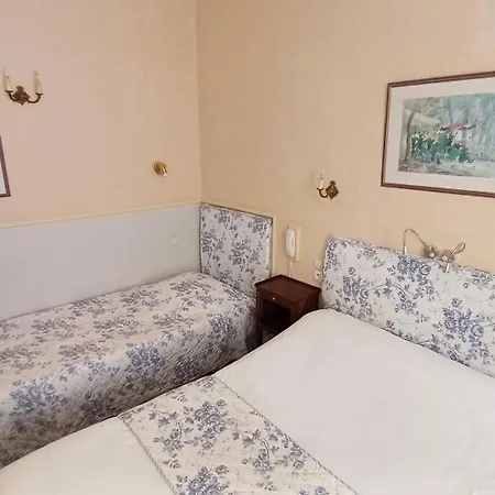蒙特古酒店 3* 卡尔卡松