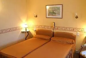 Hotel Montsegur 3*