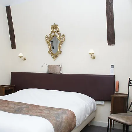 Montsegur Otel Carcassonne
