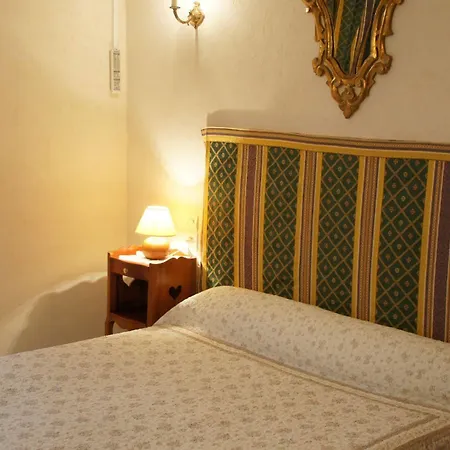 Montsegur Szálloda