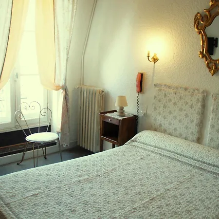 Montsegur Hotel 3*